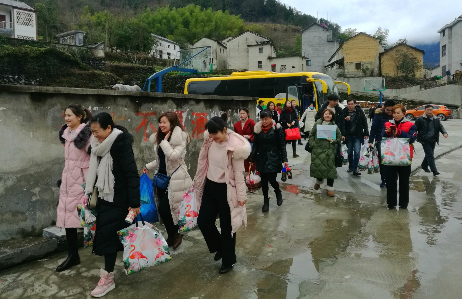 1556245211536043406.jpg 我們來(lái)了.jpg